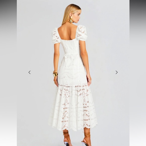 White Retrofete embroidered dress with puffed sleeve - Picture 5 of 7